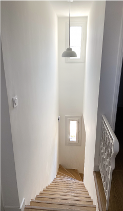 images/ESCALIER.png