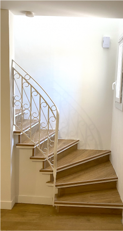 images/ESCALIER_PARQUET.png